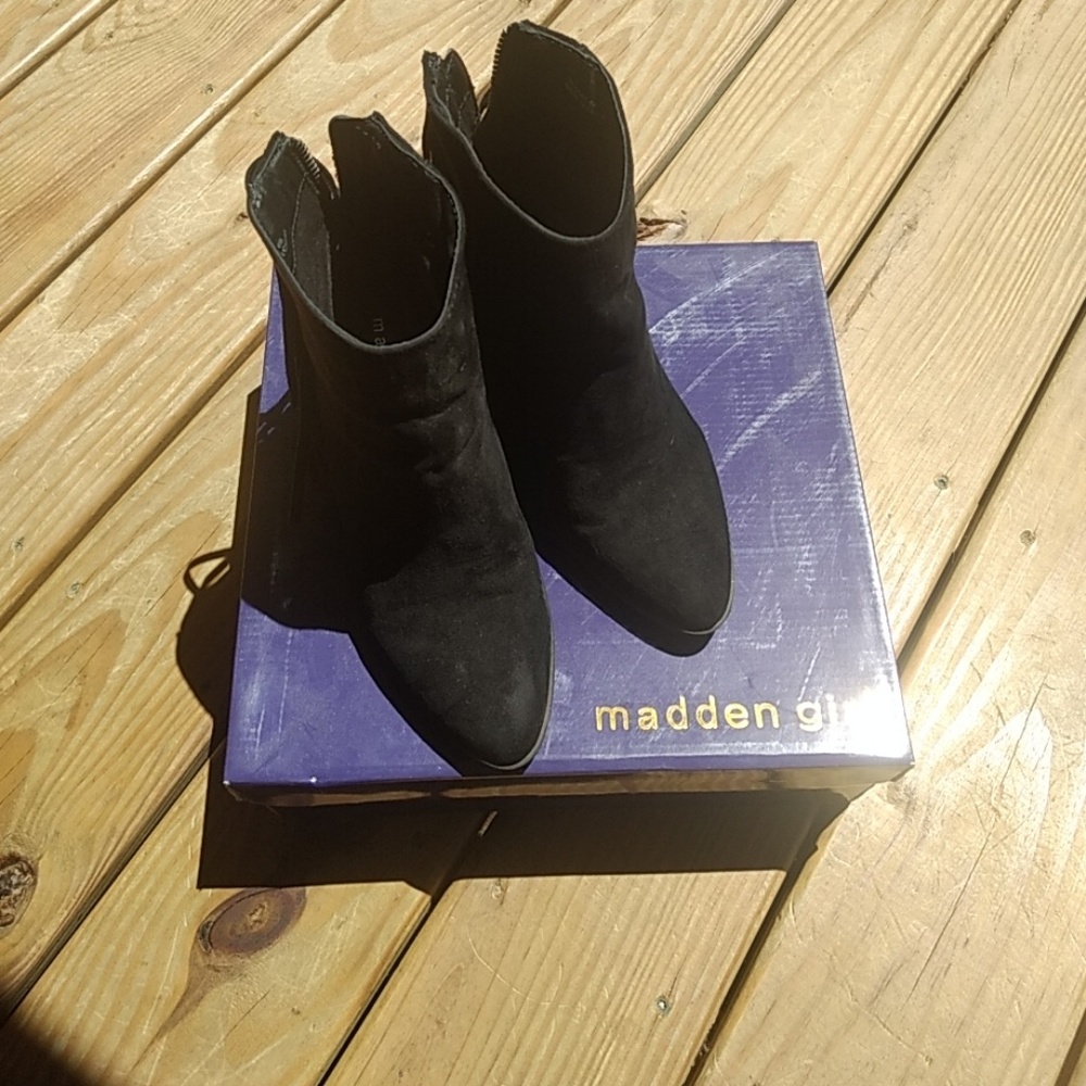 Madden girl black booties